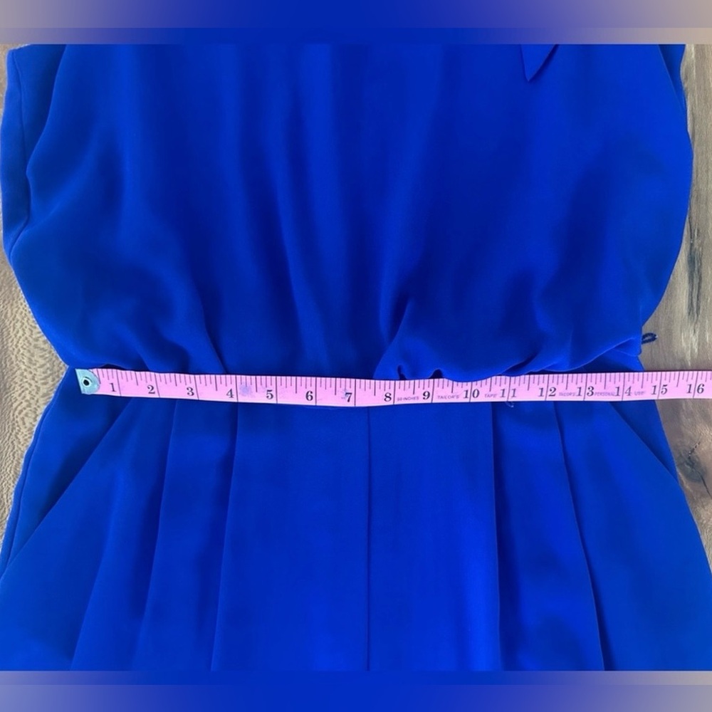 Vince Camuto Sleeveless Jumpsuit with Bow - Picture 6 of 11